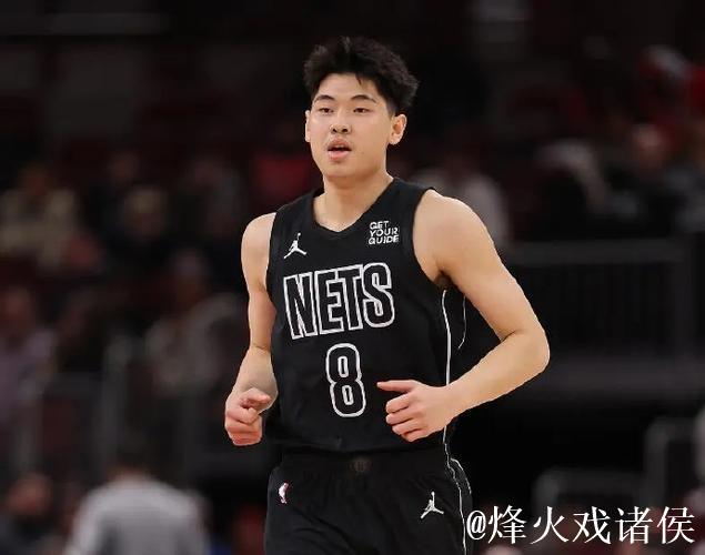 崔永熙分享篮网训练体验:施罗德与西蒙斯友好贴心 崔永熙分享篮网训练体验:施罗德与西蒙斯友好贴心