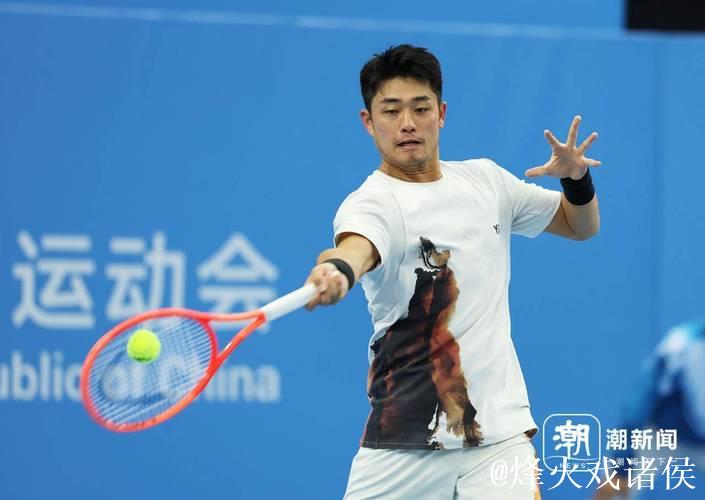 吴易昺击败商竣程 首进全运会网球男单决赛并摘金